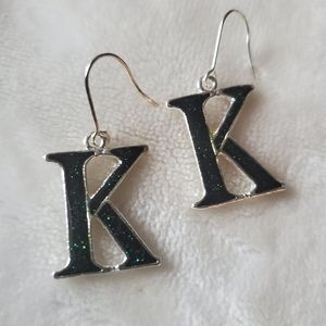 Super cute K earrings